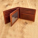 Mens Leather Bifold Wallet